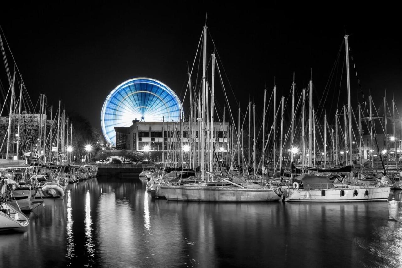 L'Aparte Hyper Centre Lumineux Lorient Buitenkant foto
